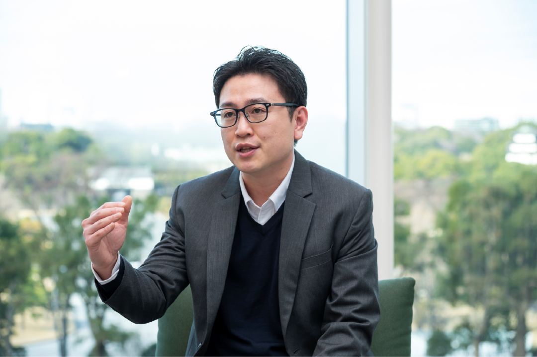 Chung-kyo Lim of the Global Planning & Coordination Department