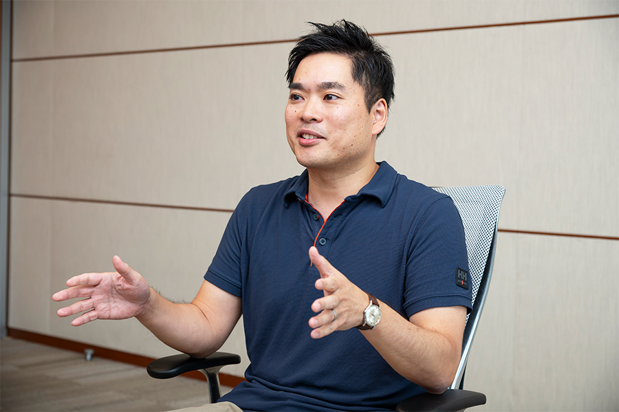 星出さんが話している様子