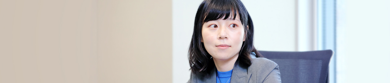 陳 佳云