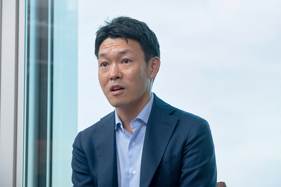 草野さんが話している様子